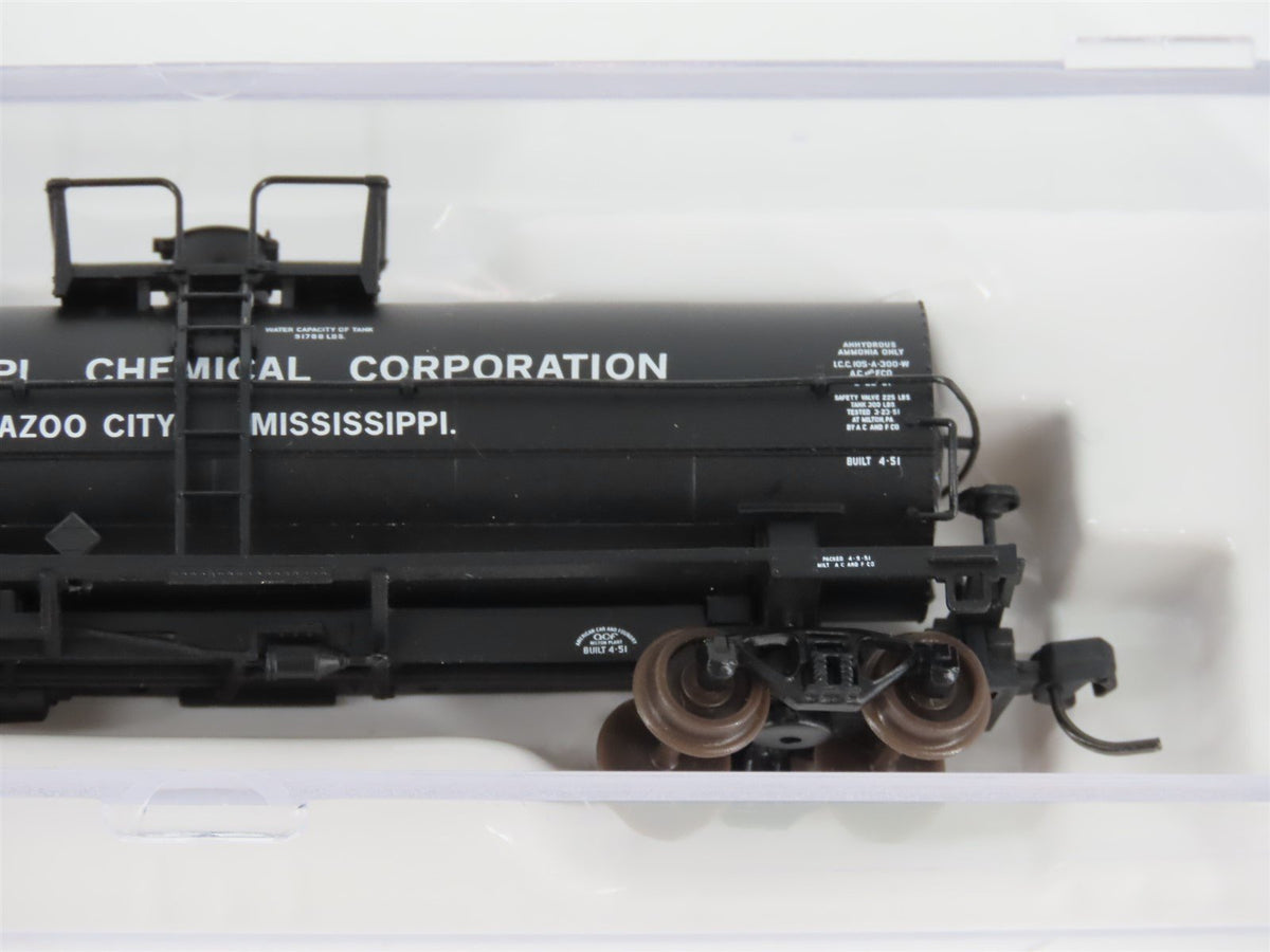 N Scale Atlas 43732 MICX Mississippi Chemical 11,000 Gallon Tank Car #505