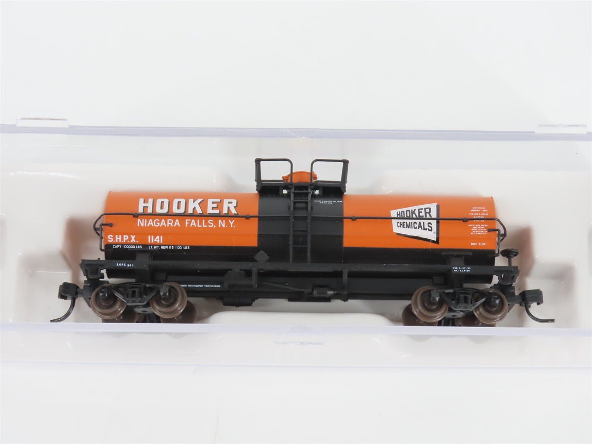 N Scale Atlas 43722 SHPX Hooker Chemicals 11,000 Gallon Tank Car #1141