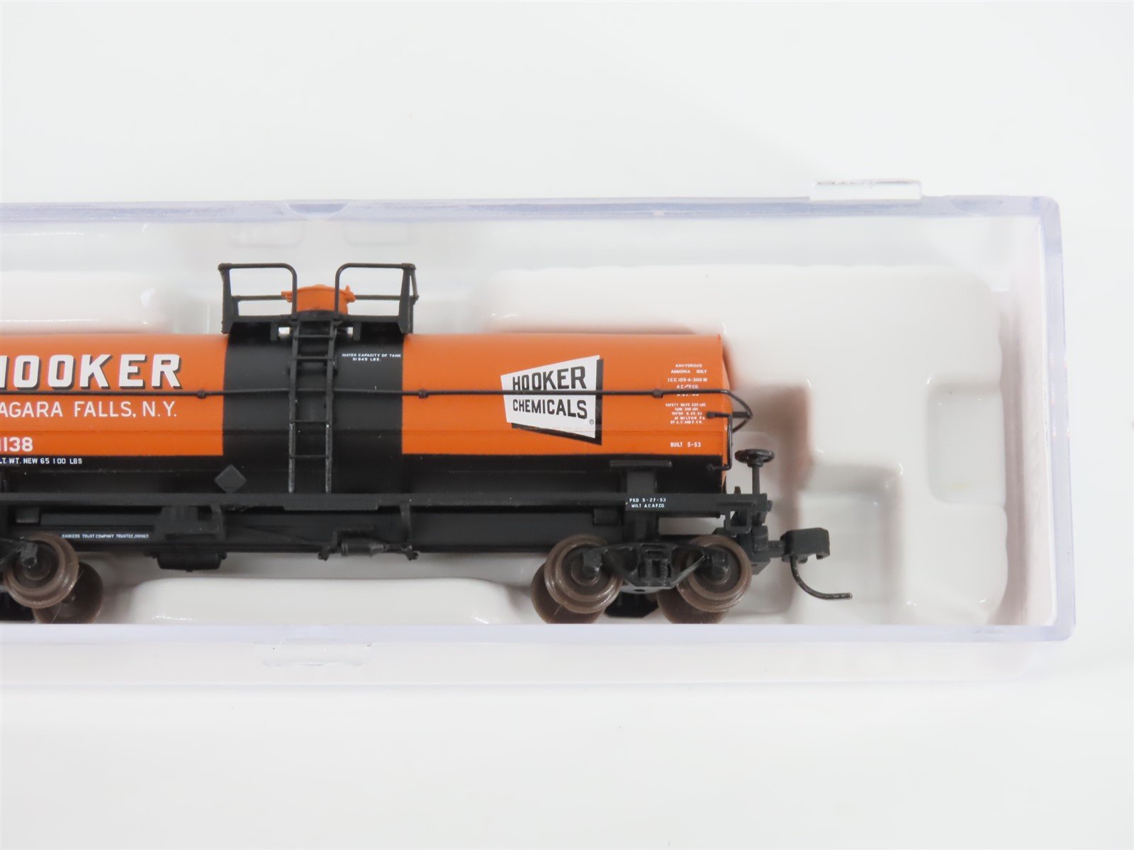N Scale Atlas 43721 SHPX Hooker Chemicals 11,000 Gallon Tank Car #1138