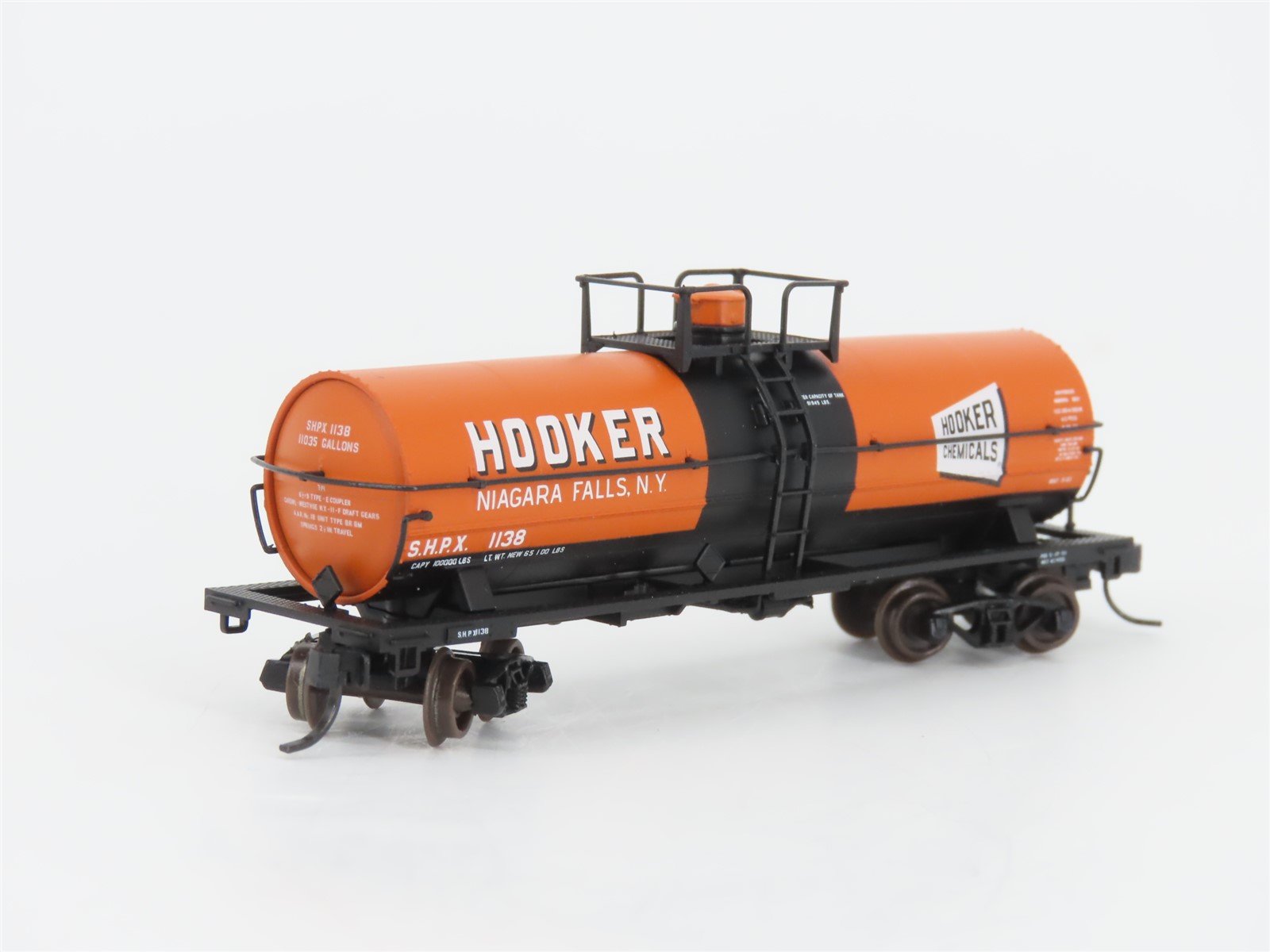 N Scale Atlas 43721 SHPX Hooker Chemicals 11,000 Gallon Tank Car #1138