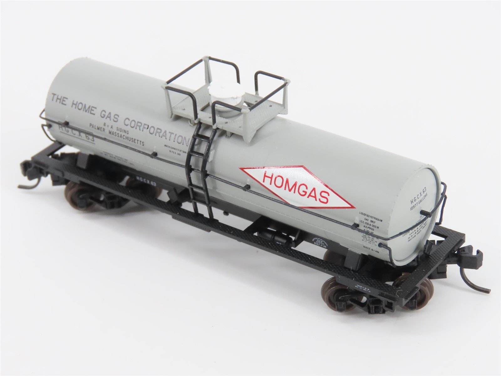 N Scale Atlas 43712 HGCX Homgas 11,000 Gallon Tank Car #63