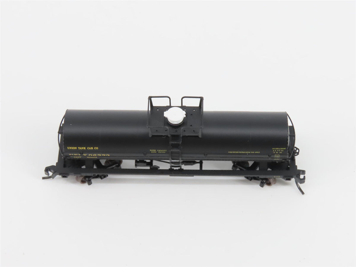 N Scale Atlas 43674 UTLX Union Tank Car 11,000 Gallon Tank Car #96272