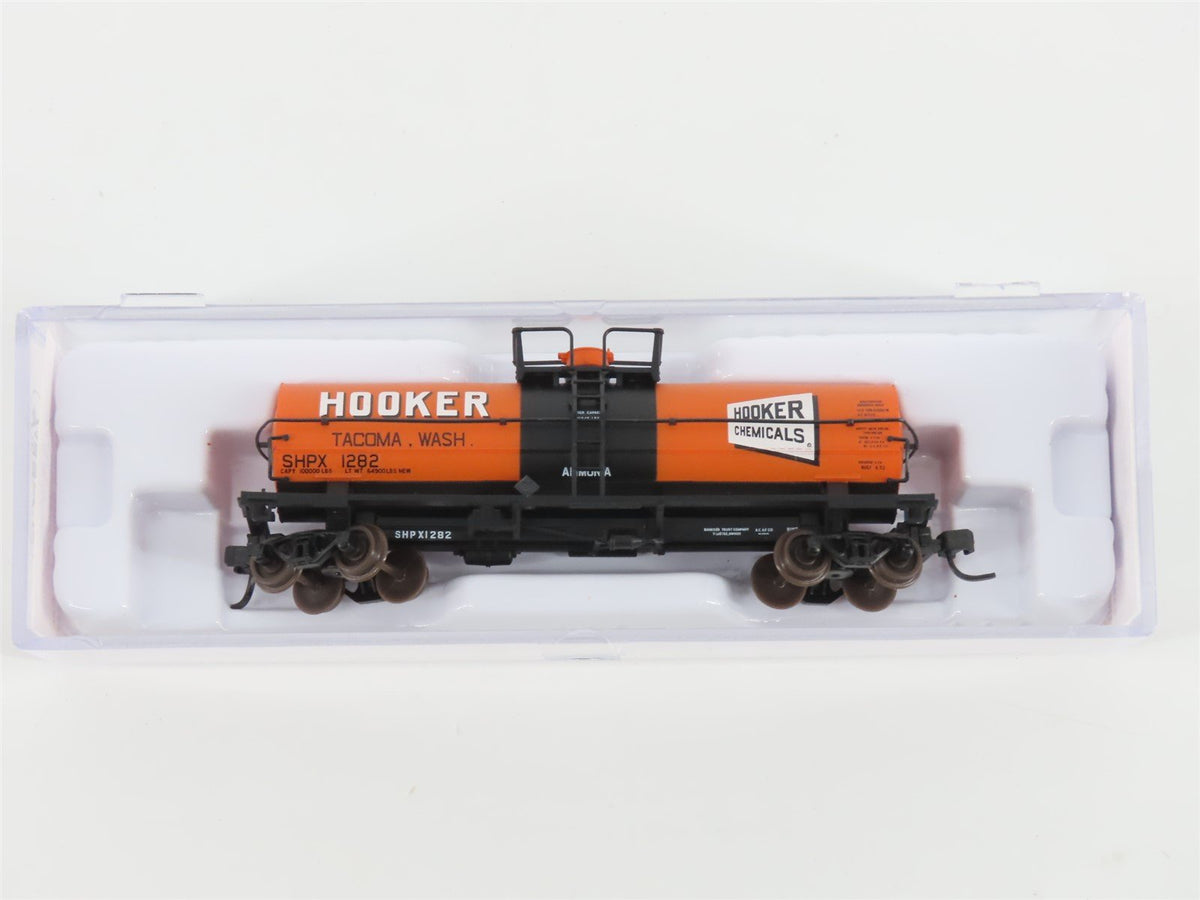 N Scale Atlas 43652 SHPX Hooker Chemicals 11,000 Gallon Tank Car #1282