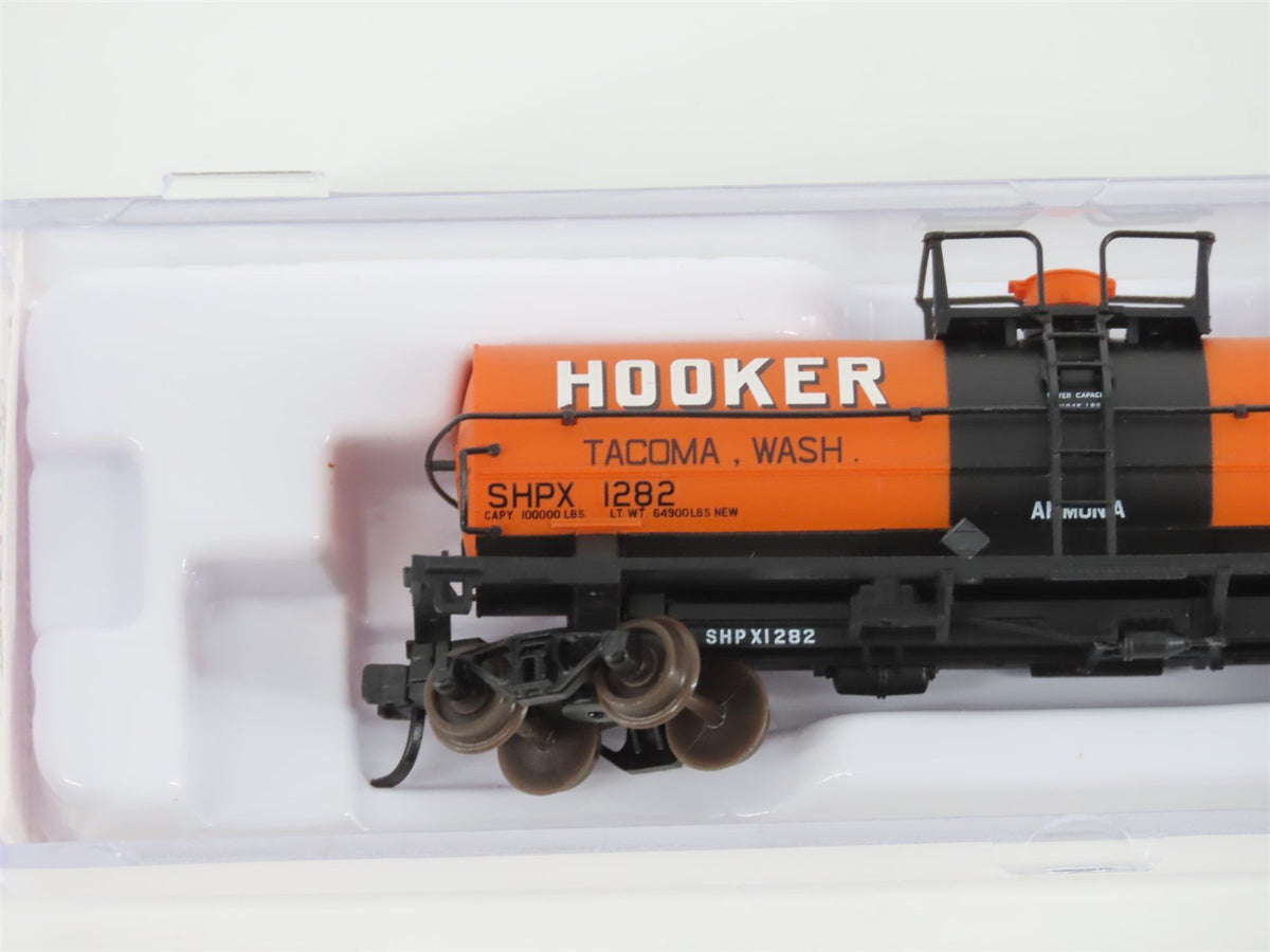 N Scale Atlas 43652 SHPX Hooker Chemicals 11,000 Gallon Tank Car #1282