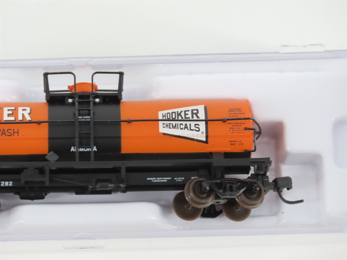 N Scale Atlas 43652 SHPX Hooker Chemicals 11,000 Gallon Tank Car #1282