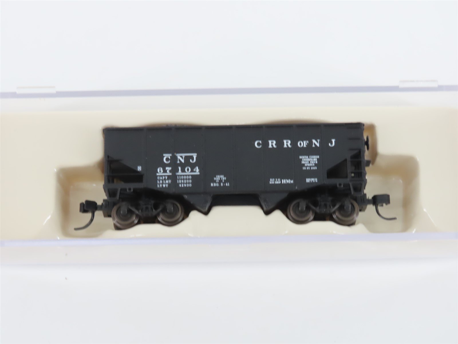 N Scale Atlas 41306 CNJ Jersey Central 2-Bay Open Hopper #67104 w/ Load