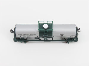 N Scale Atlas 43422 SPX Solvay Process Division 11,000 Gallon Tank Car #8810