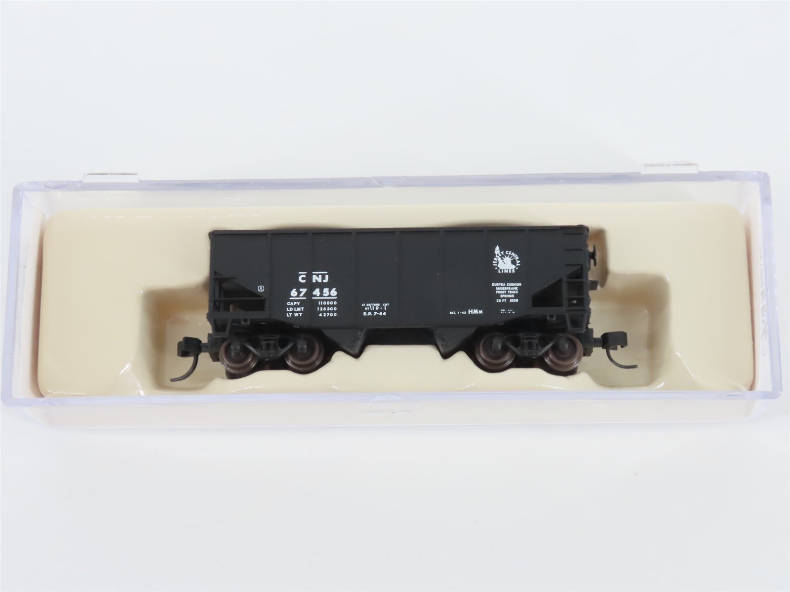 N Scale Atlas 41278 CNJ Jersey Central 2-Bay Open Hopper #67456 w/ Load