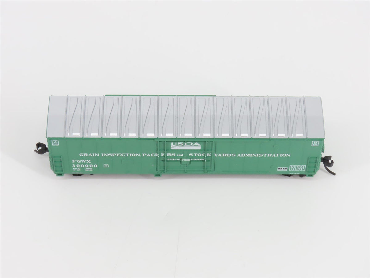 N Scale Atlas 30069 FGWX USDA Department of Agriculture 50&#39; FGE Box Car #300000