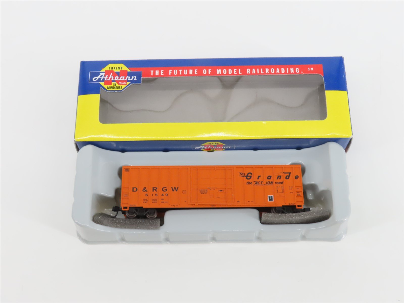 N Scale Athearn 11405 D&RGW Rio Grande 50' FMC Plug Door Box Car #61549