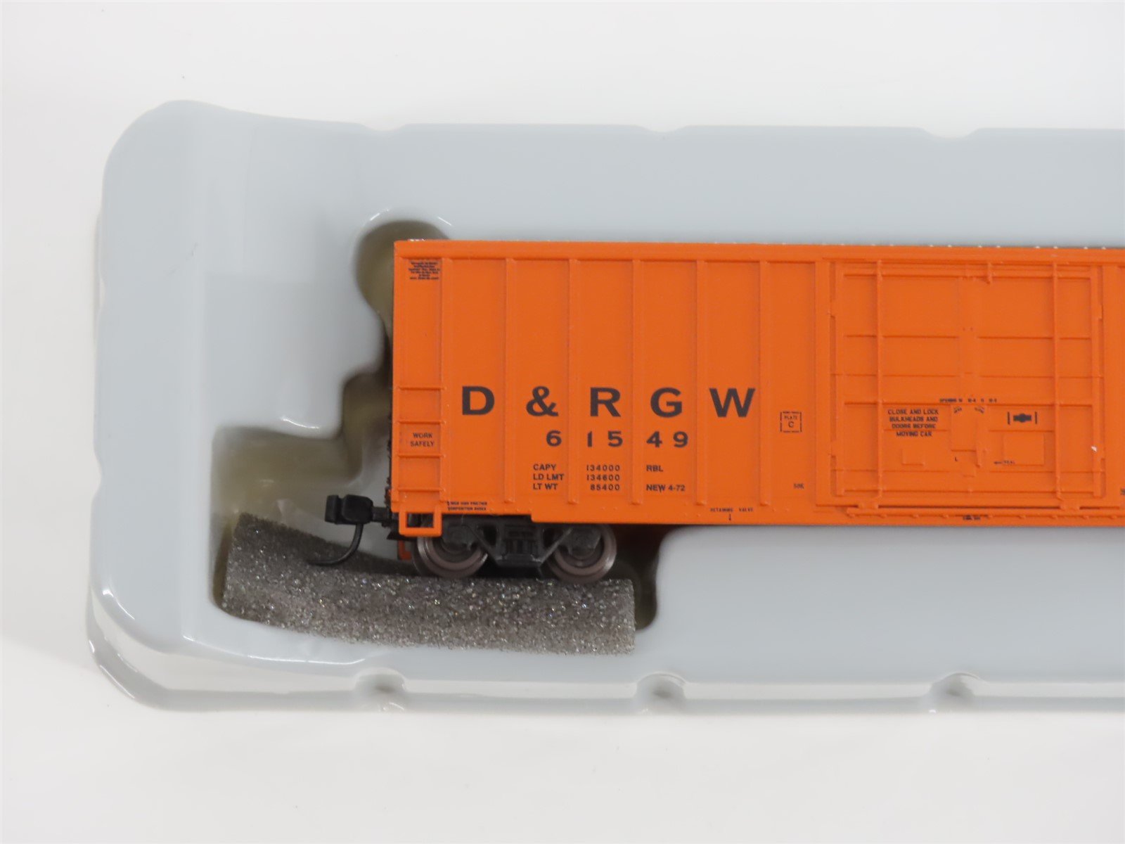 N Scale Athearn 11405 D&RGW Rio Grande 50' FMC Plug Door Box Car #61549