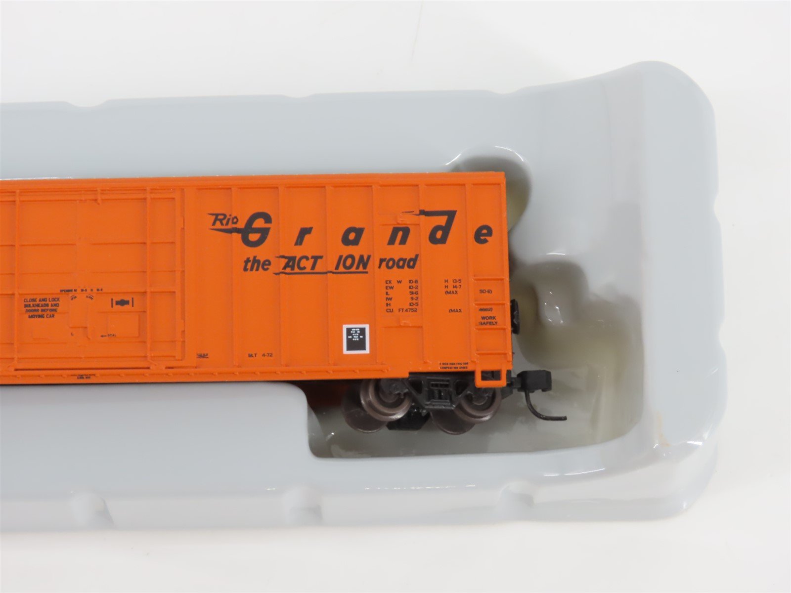 N Scale Athearn 11406 D&RGW Rio Grande 50' FMC Plug Door Box Car #61732