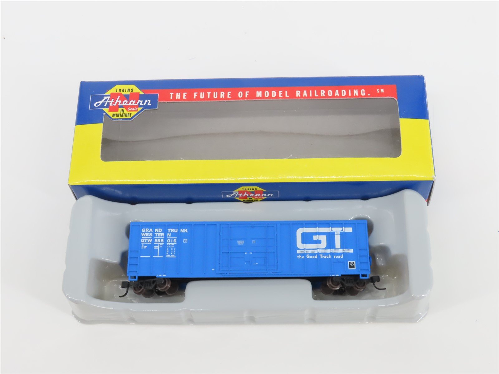 N Scale Athearn 11407 GTW Grand Trunk Western 40' FMC Plug Door Box Car #598016