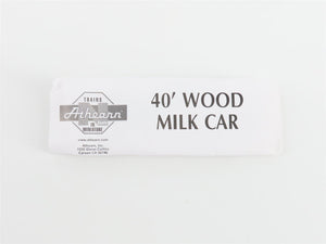 N Scale Athearn 11605 BOWX Bowman Dairy 40' Wood Milk Car #1117