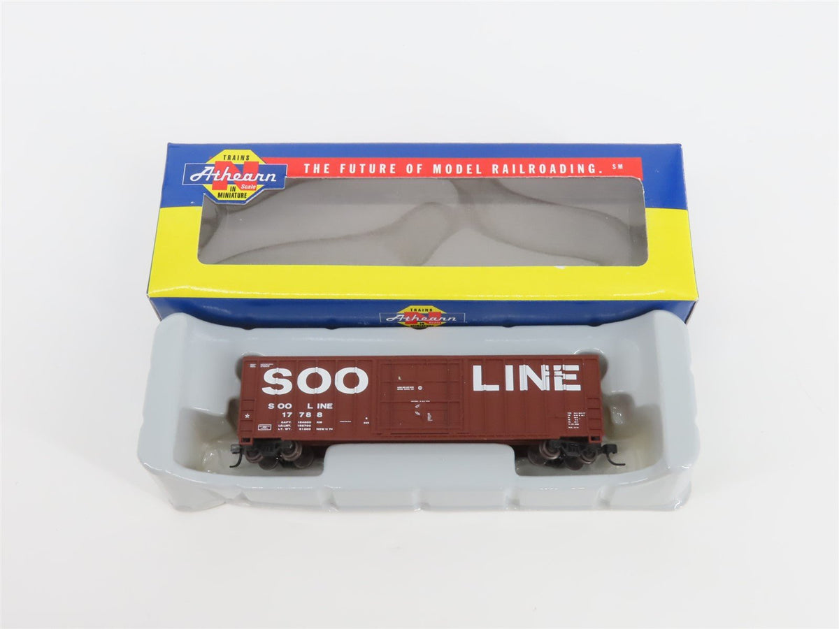 N Scale Athearn 11412 SOO Line 50&#39; FMC Plug Door Box Car #17788