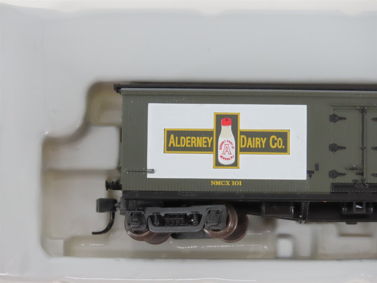 N Scale Athearn 11601 NMCX Alderney Dairy 40&#39; Wood Milk Car #101