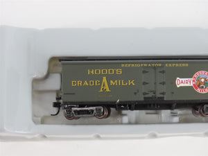 N Scale Athearn 11608 HPHX Hood's Dairy 40' Wood Milk Car #204