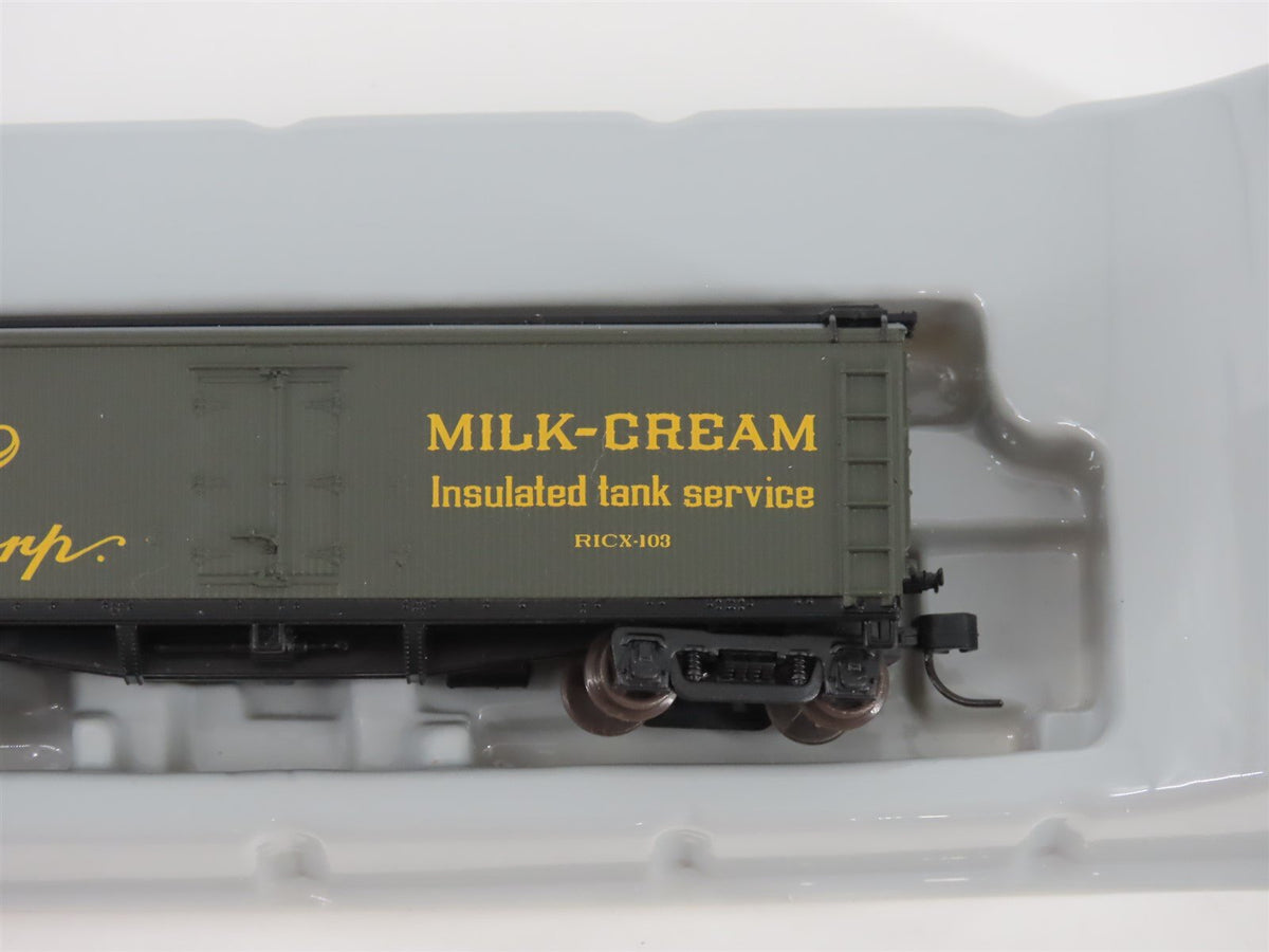 N Scale Athearn 11611 RICX Reid Ice Cream 40&#39; Wood Milk Car #103