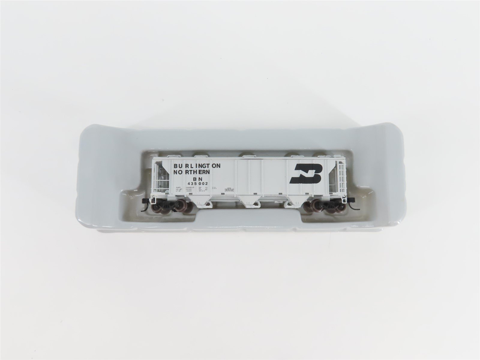 N Scale Athearn 11354 BN Burlington Northern 3-Bay Covered Hopper #435002