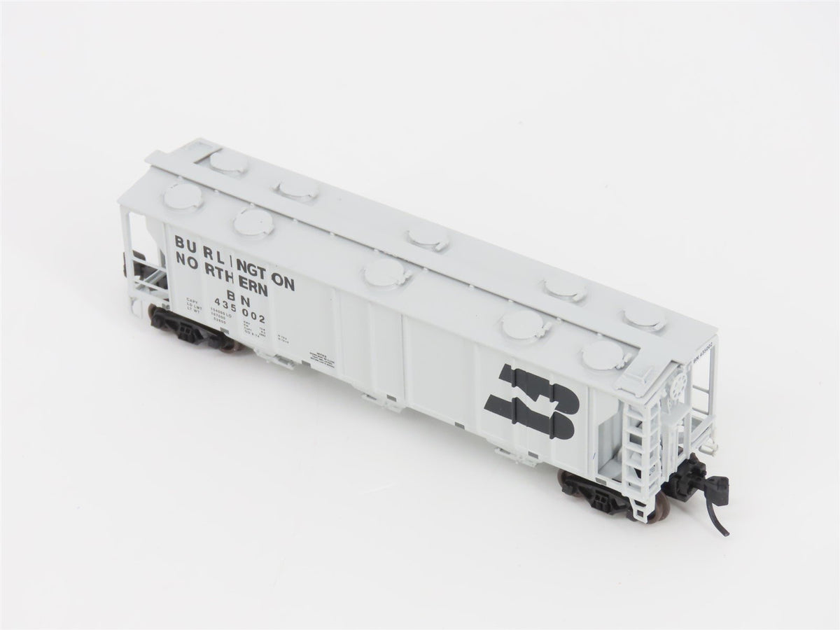 N Scale Athearn 11354 BN Burlington Northern 3-Bay Covered Hopper #435002