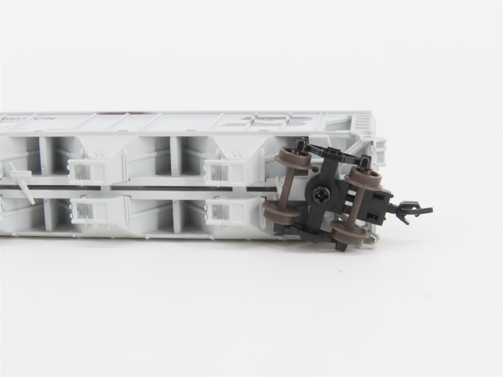 N Scale Athearn 11354 BN Burlington Northern 3-Bay Covered Hopper #435002