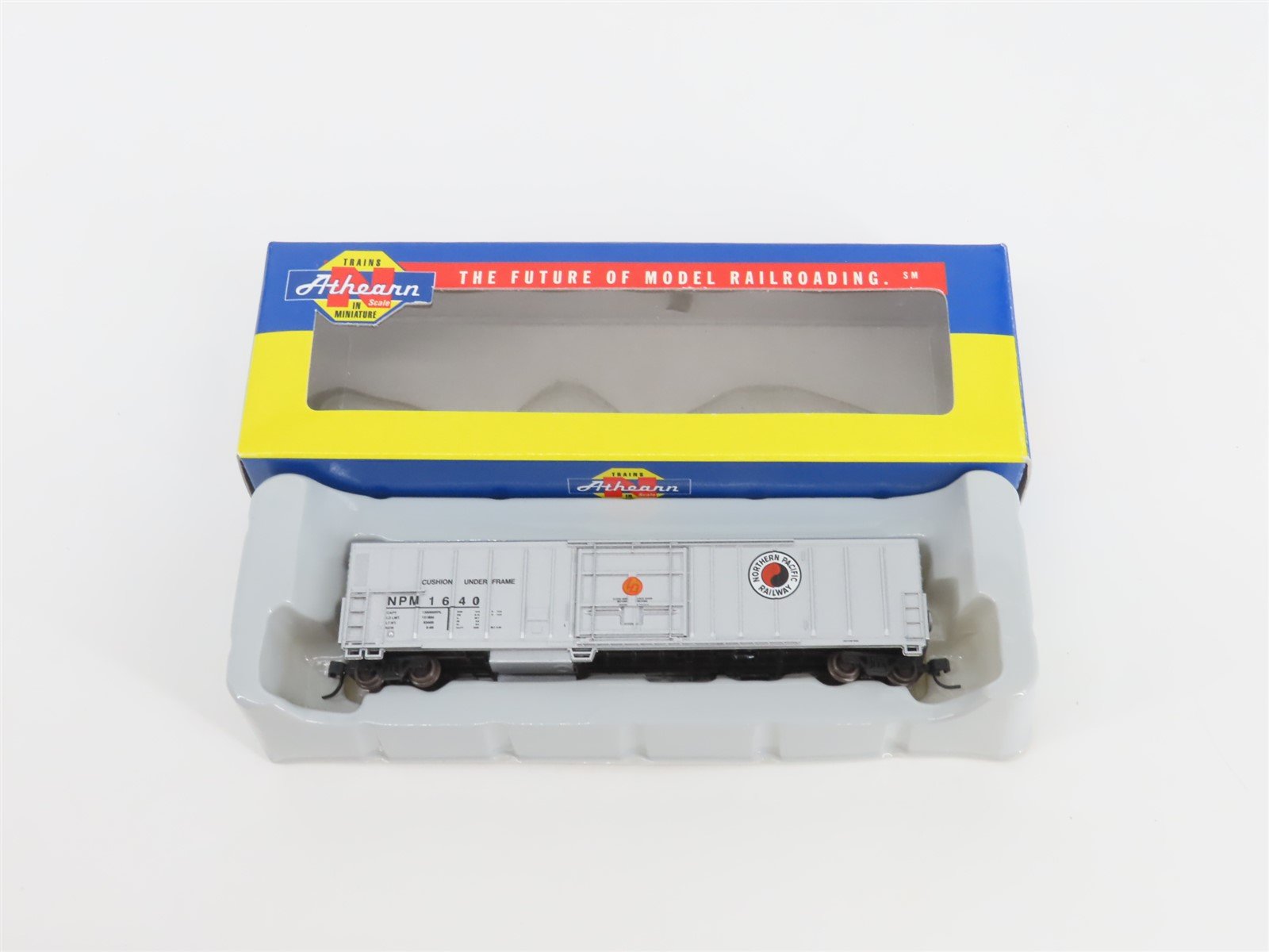 N Scale Athearn 11134 NPM Northern Pacific Railway 57' Mechanical Reefer #1640