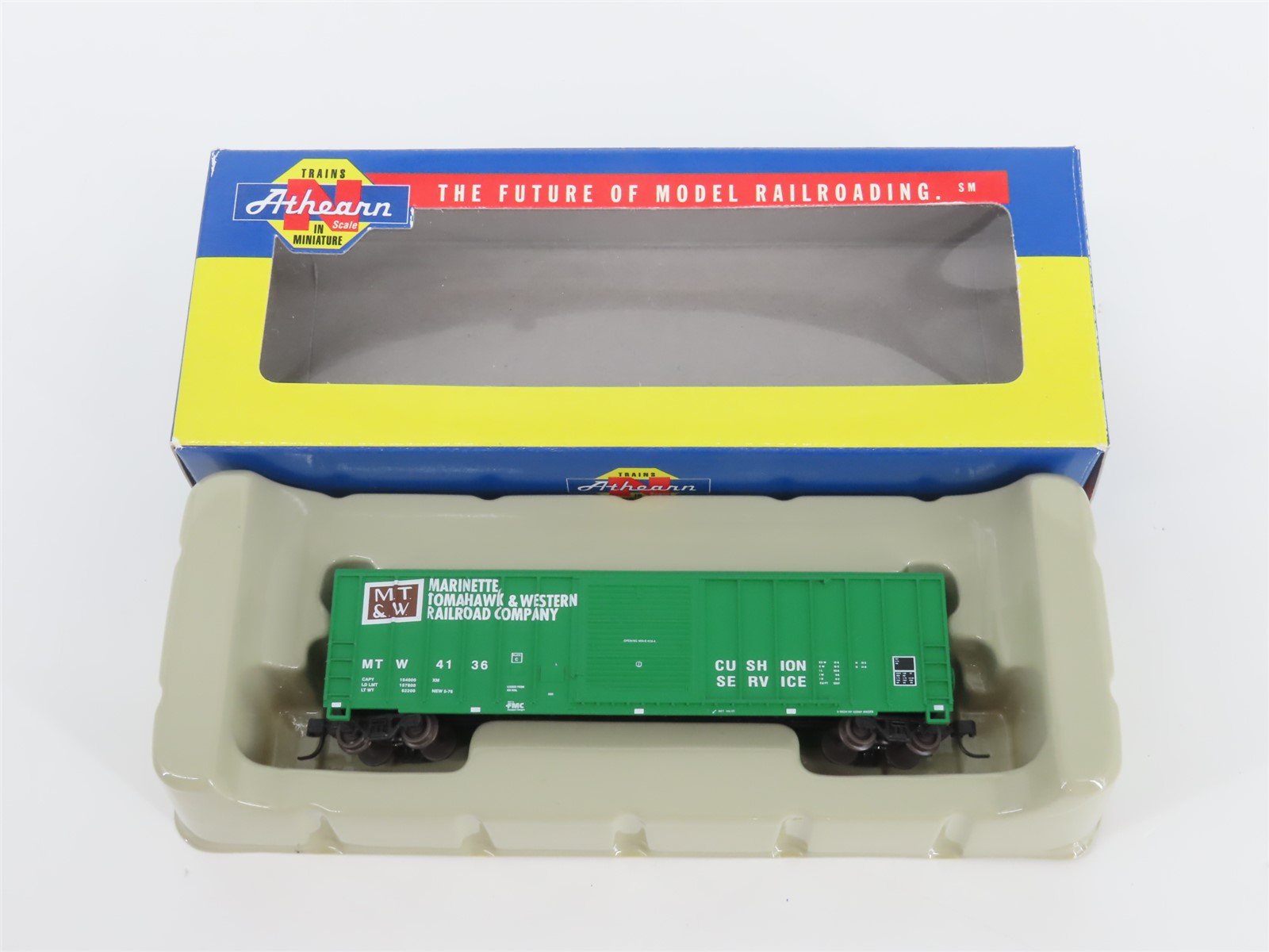 N Scale Athearn 11185 MTW Marinette Tomahawk & Western 50' Box Car #4136