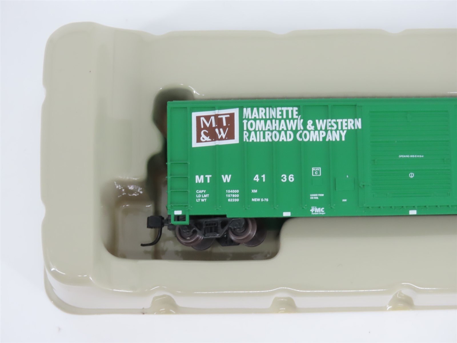 N Scale Athearn 11185 MTW Marinette Tomahawk & Western 50' Box Car #4136