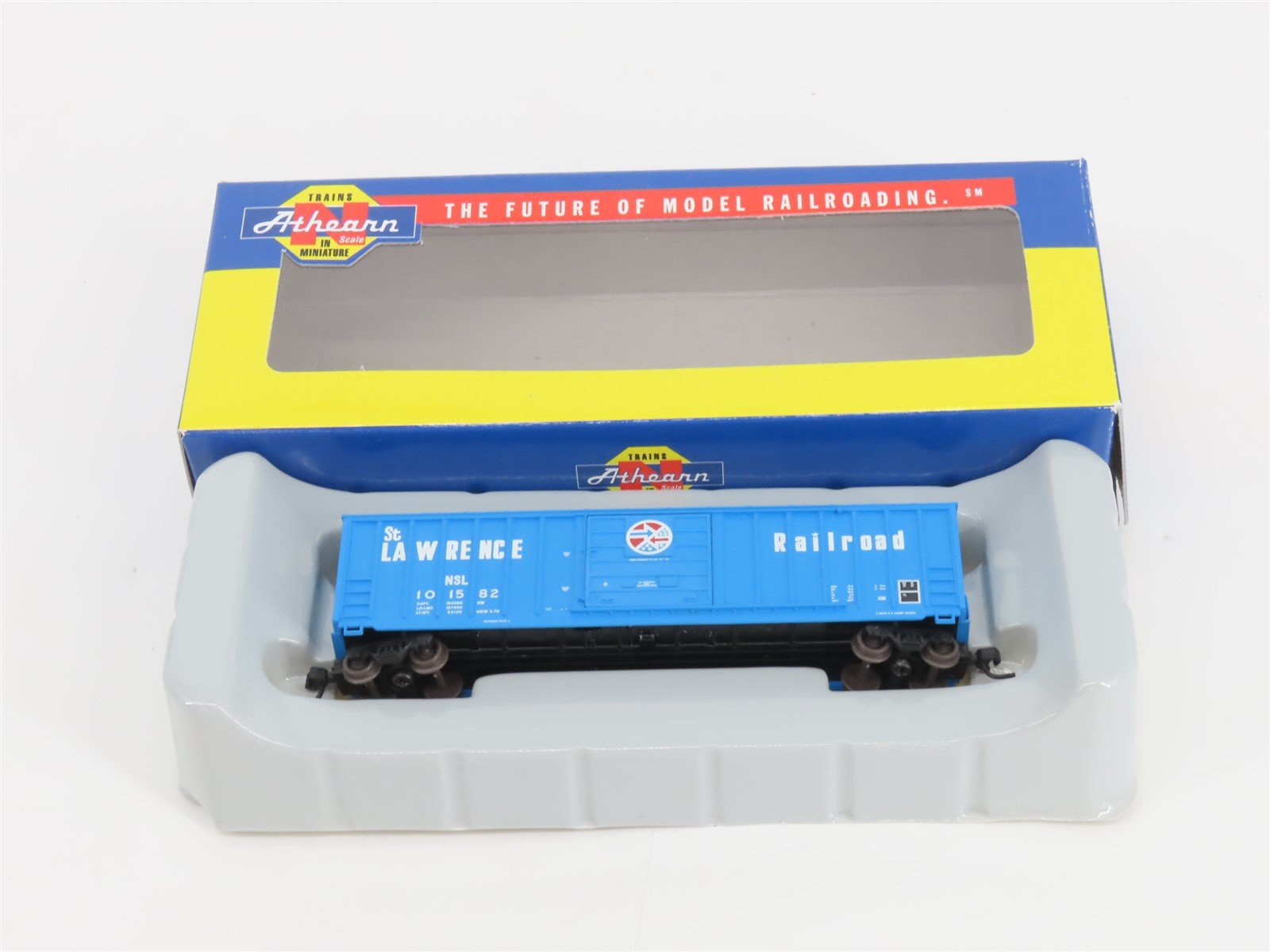 N Scale Athearn 10953 NSL St Lawrence Railroad 50' Single Door Box Car #101582
