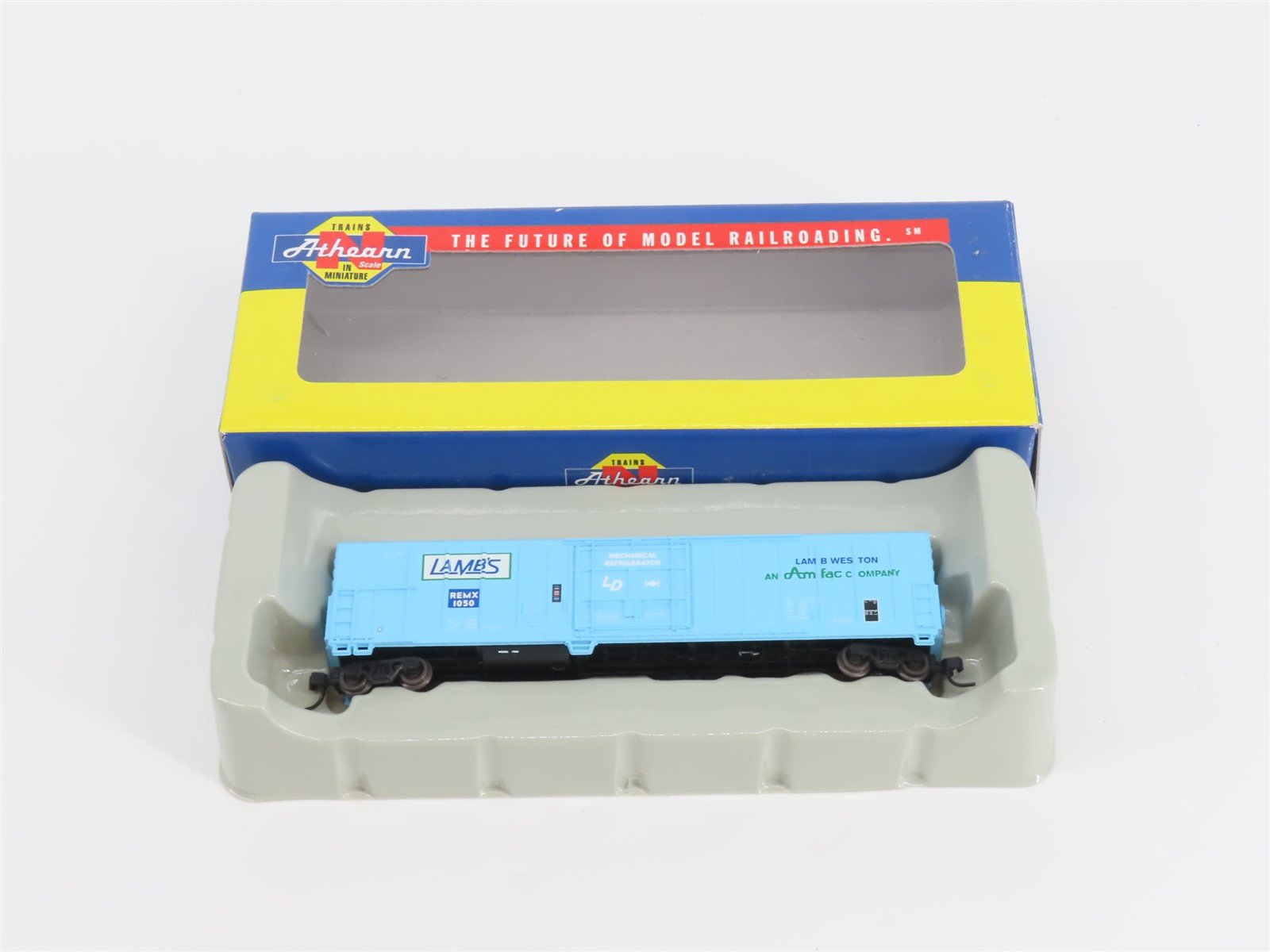 N Scale Athearn 11103 REMX Lamb Weston 57' Mechanical Reefer #1050