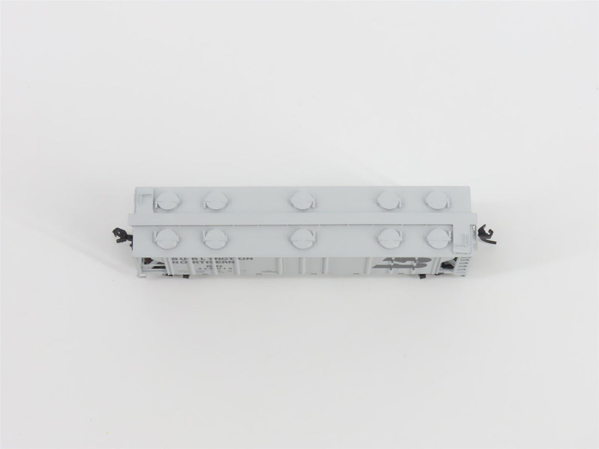 N Scale Athearn 11355 BN Burlington Northern 3-Bay Covered Hopper #435013