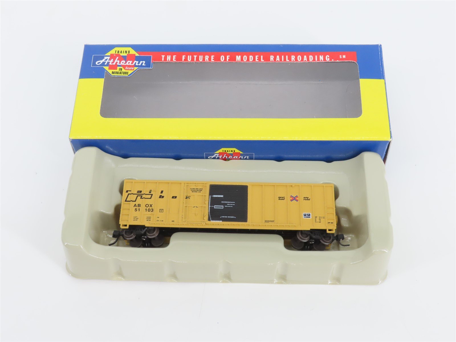 N Scale Athearn 11149 ABOX Railbox 50' Plug & Sliding Door Box Car #51103