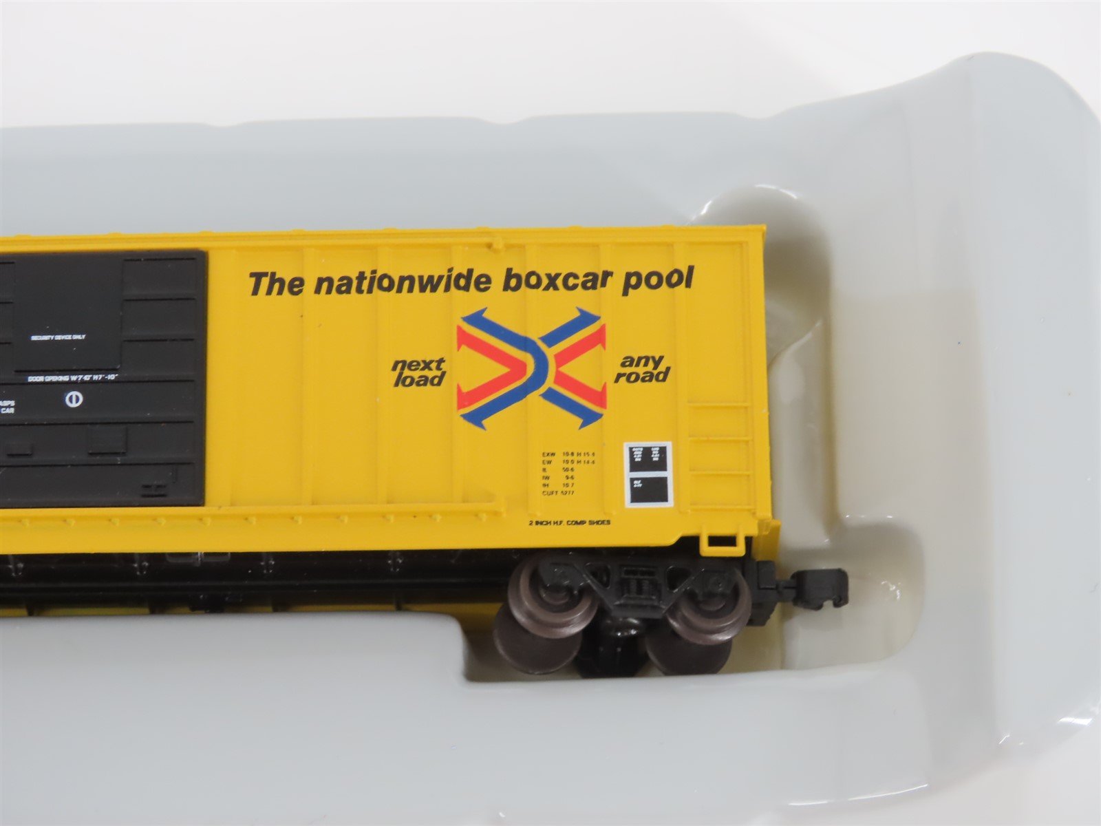 N Scale Athearn 10952 RBOX Railbox 50' Single Door Box Car #2091