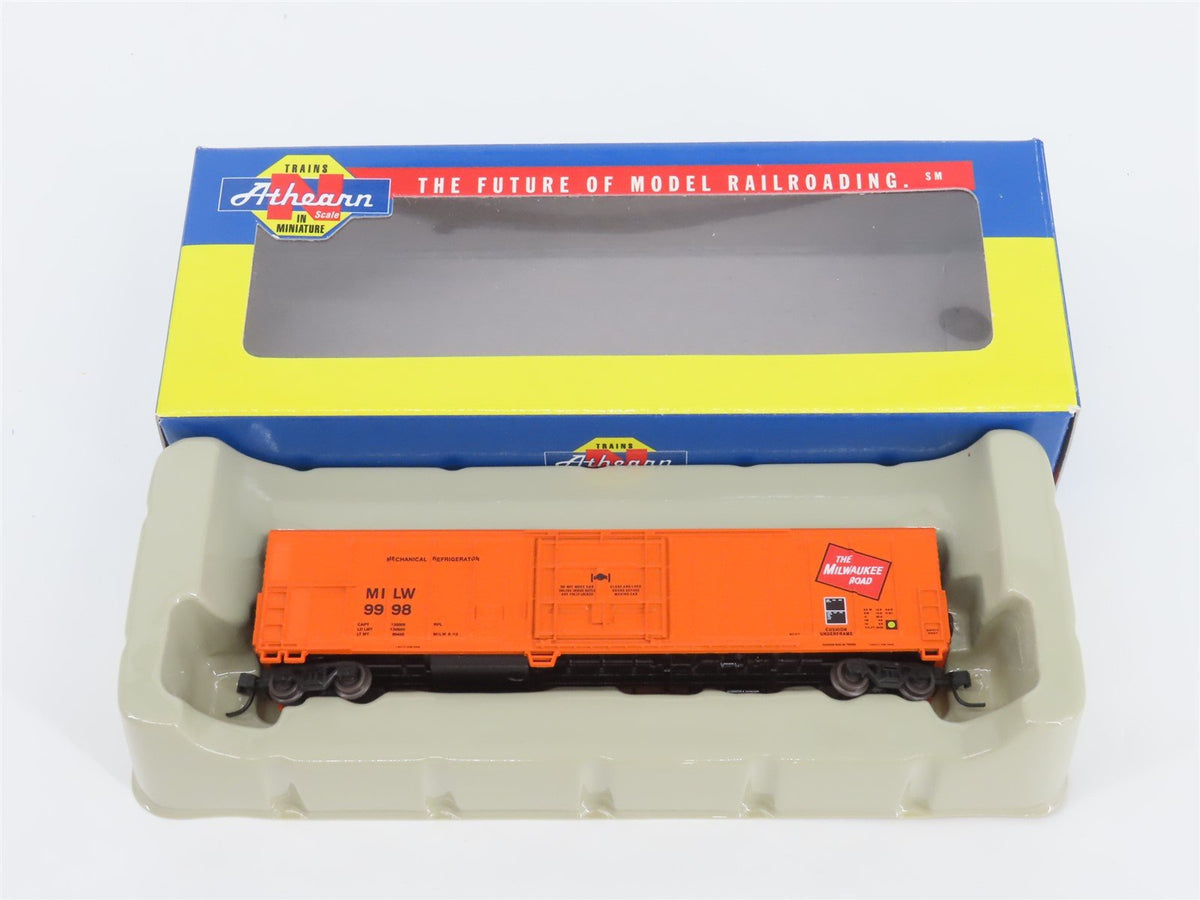 N Scale Athearn 11120 MILW Milwaukee Road 57&#39; Mechanical Reefer #9998