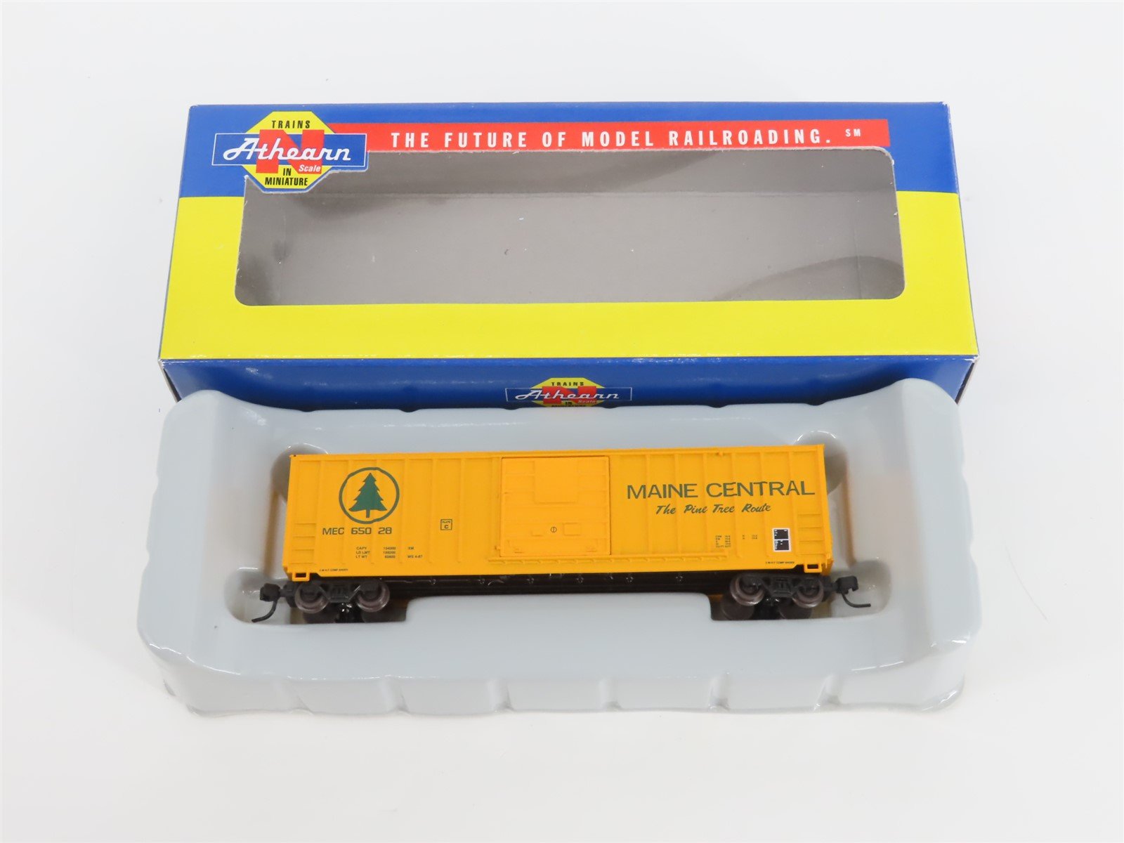 N Scale Athearn 10937 MEC Maine Central 50' Single Door Box Car #65028