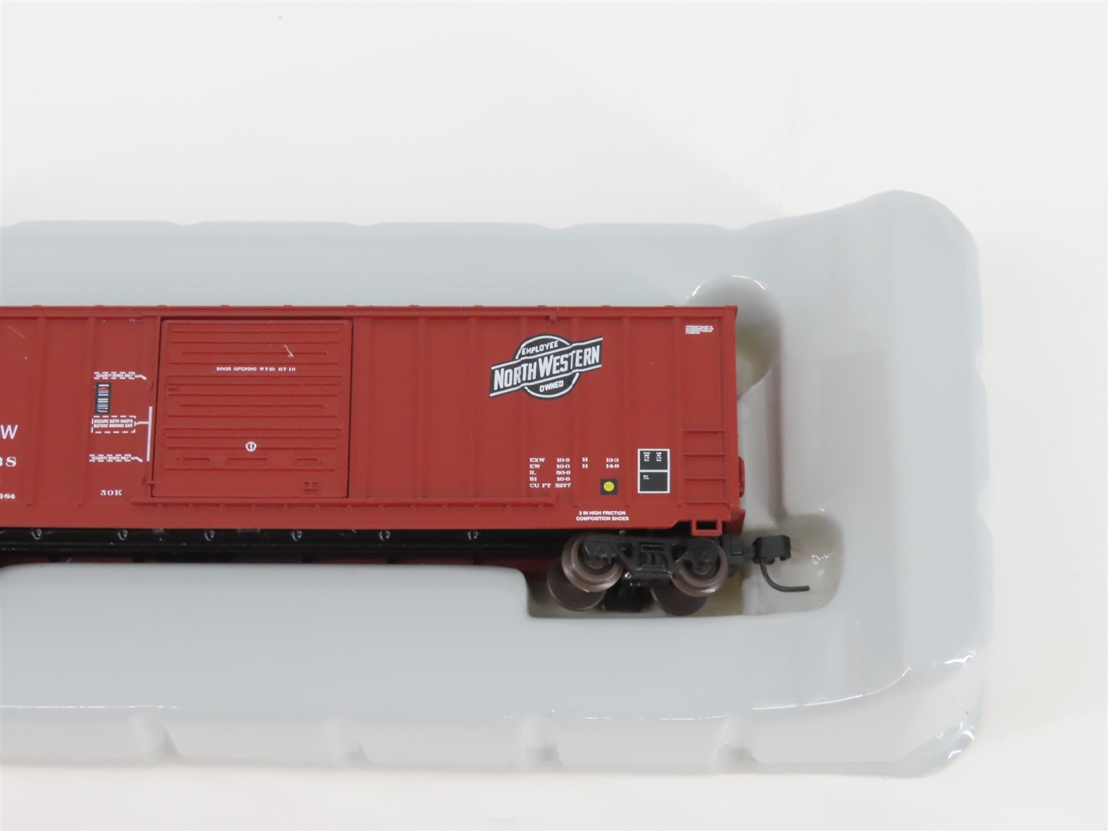 N Scale Athearn 10934 CNW Chicago & North Western 50' Box Car #156038