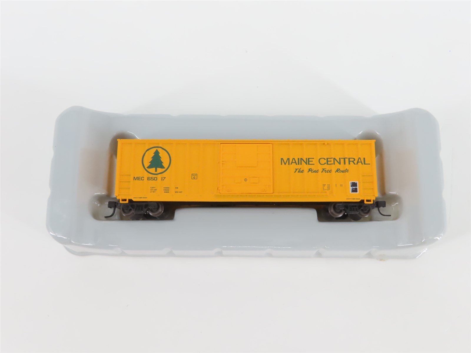 N Scale Athearn 10938 MEC Maine Central Pine Tree Route 60' Box Car #65017