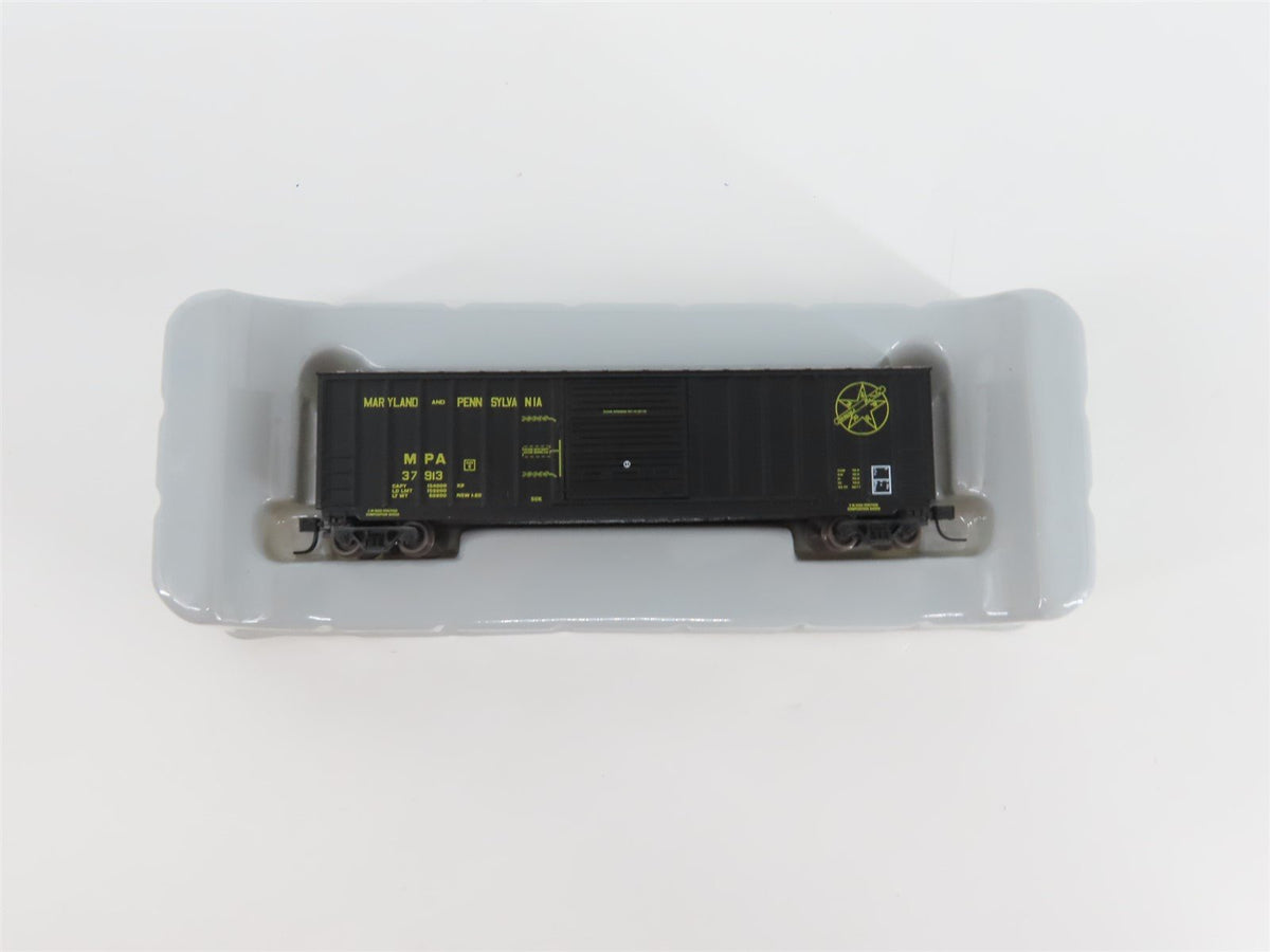 N Scale Athearn 10936 MPA Maryland &amp; Pennsylvania 50&#39; Single Door Box Car #37913