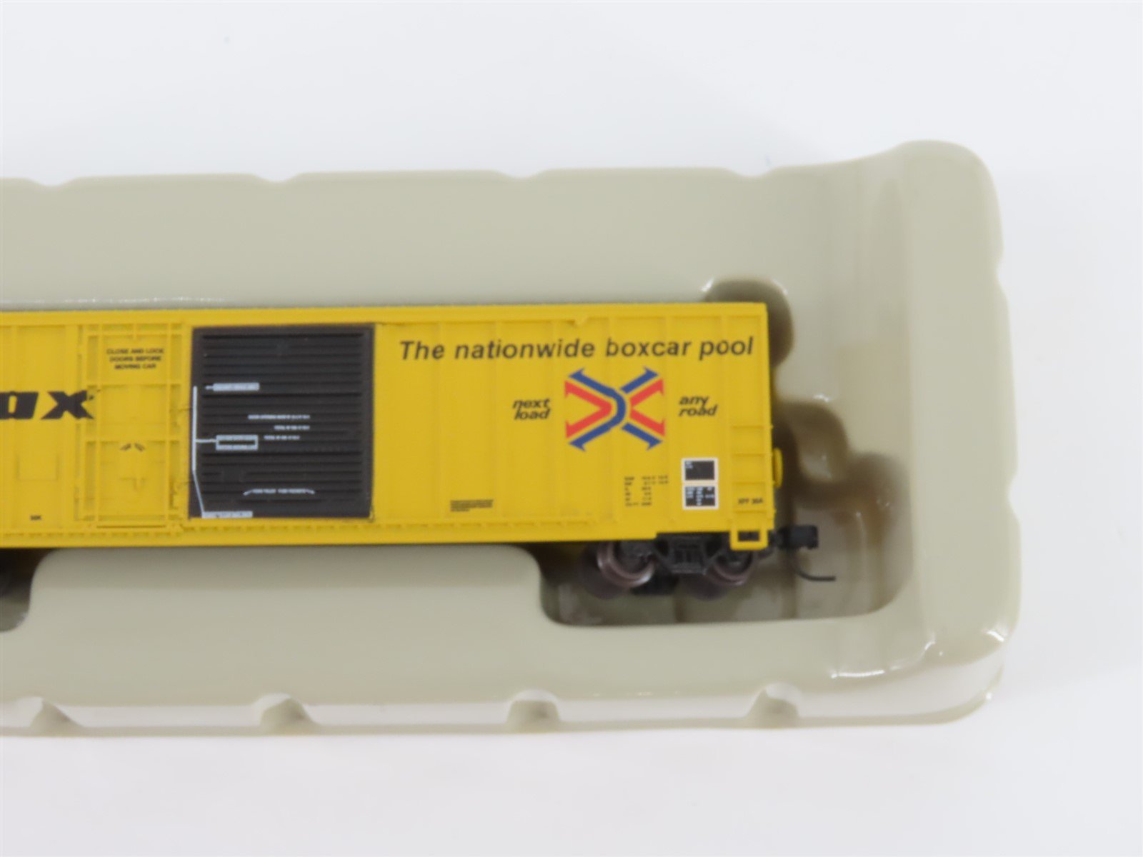 N Scale Athearn 11148 ABOX Railbox 50' Plug & Sliding Door Box Car #51057