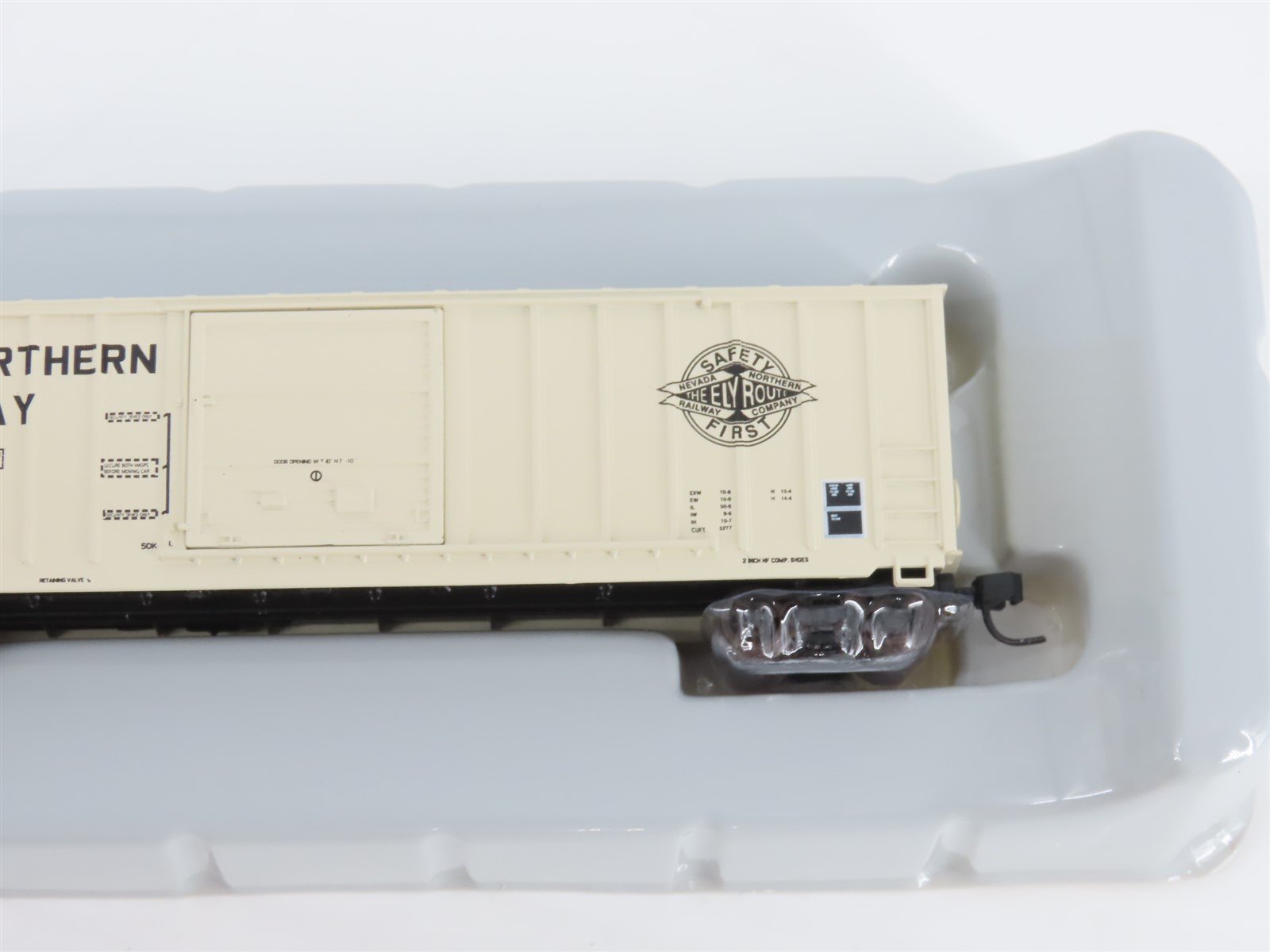 N Scale Athearn 10949 NN Nevada Northern 50' Single Door Box Car #207
