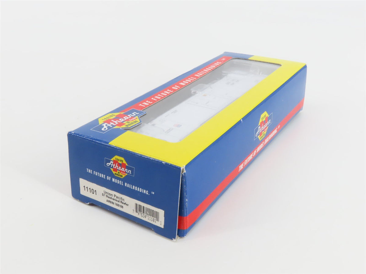 N Scale Athearn 11101 ARMN UP Union Pacific 57&#39; Mechanical Reefer #769109