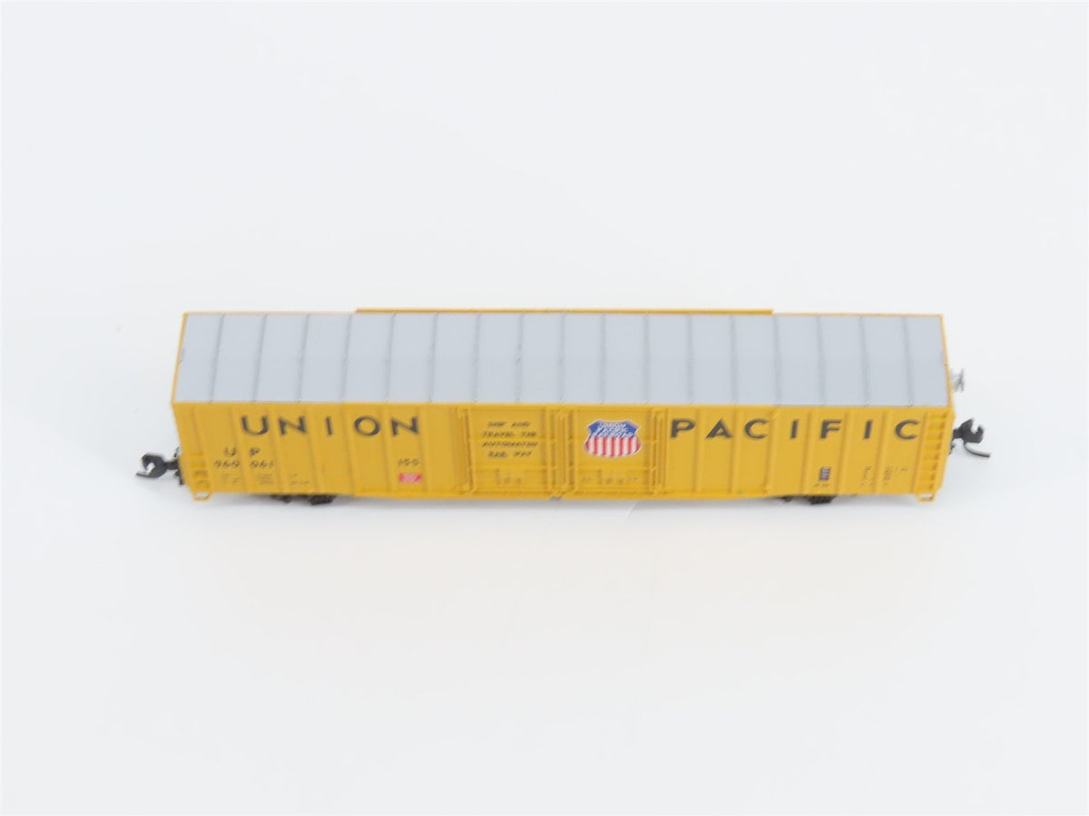 N Scale Athearn 10791 UP Union Pacific Railroad 60&#39; Auto Parts Box Car #960061