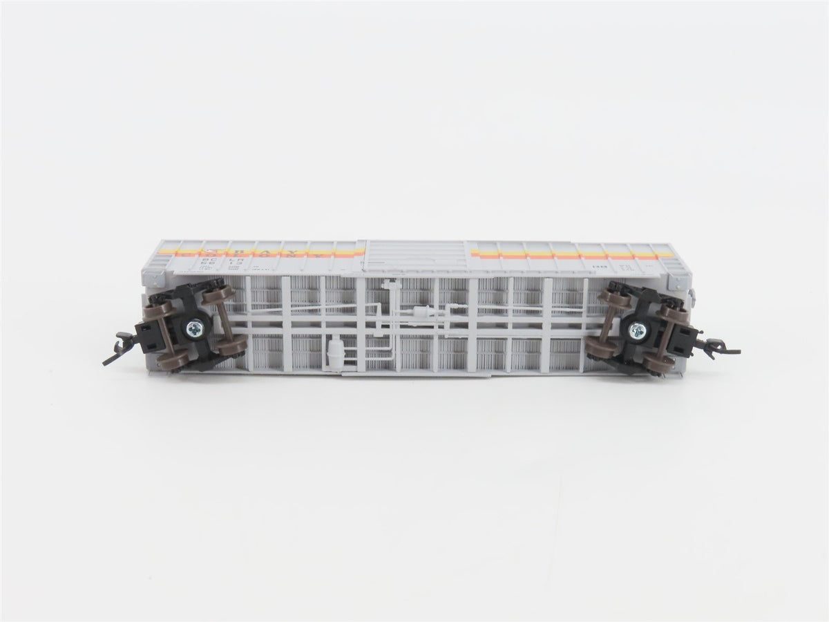 N Scale Athearn 10562 BCLR Bay Colony 50&#39; Single Door Box Car #5613