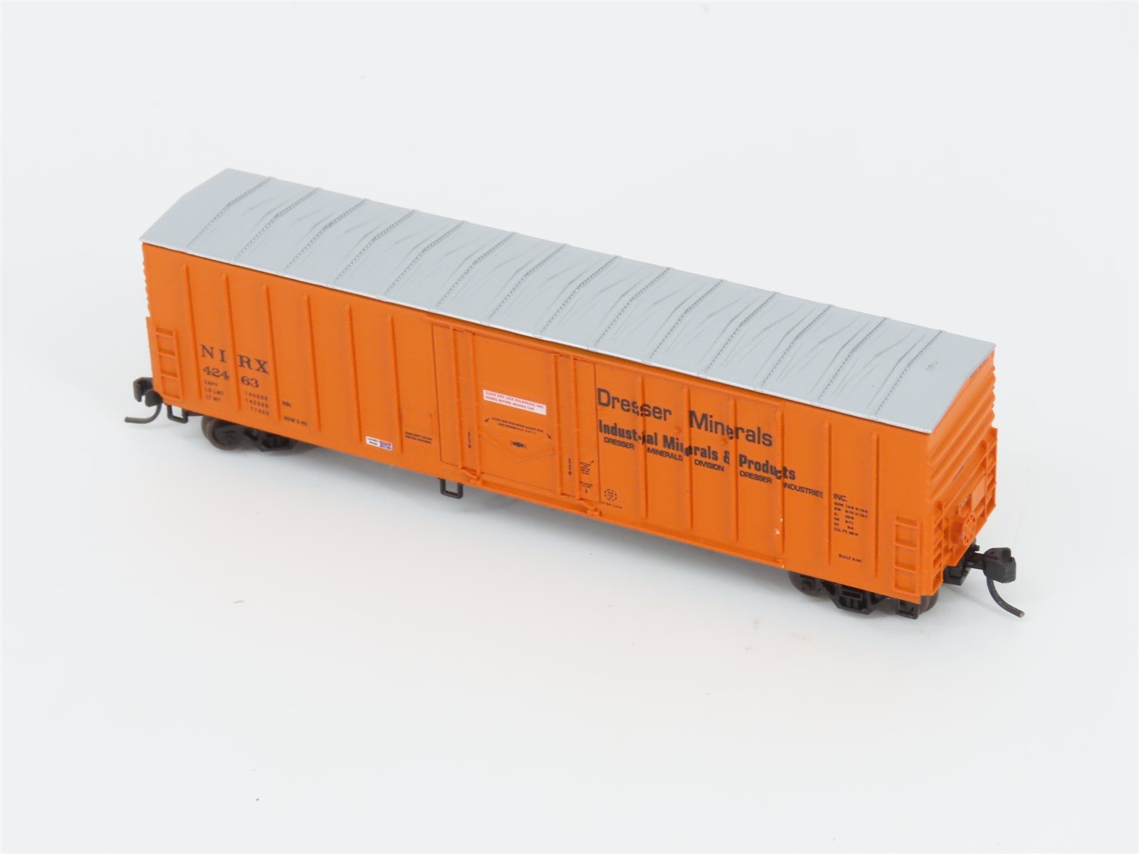 N Scale Athearn 10681 NIRX Dresser Minerals 50' Single Door Box Car #42463