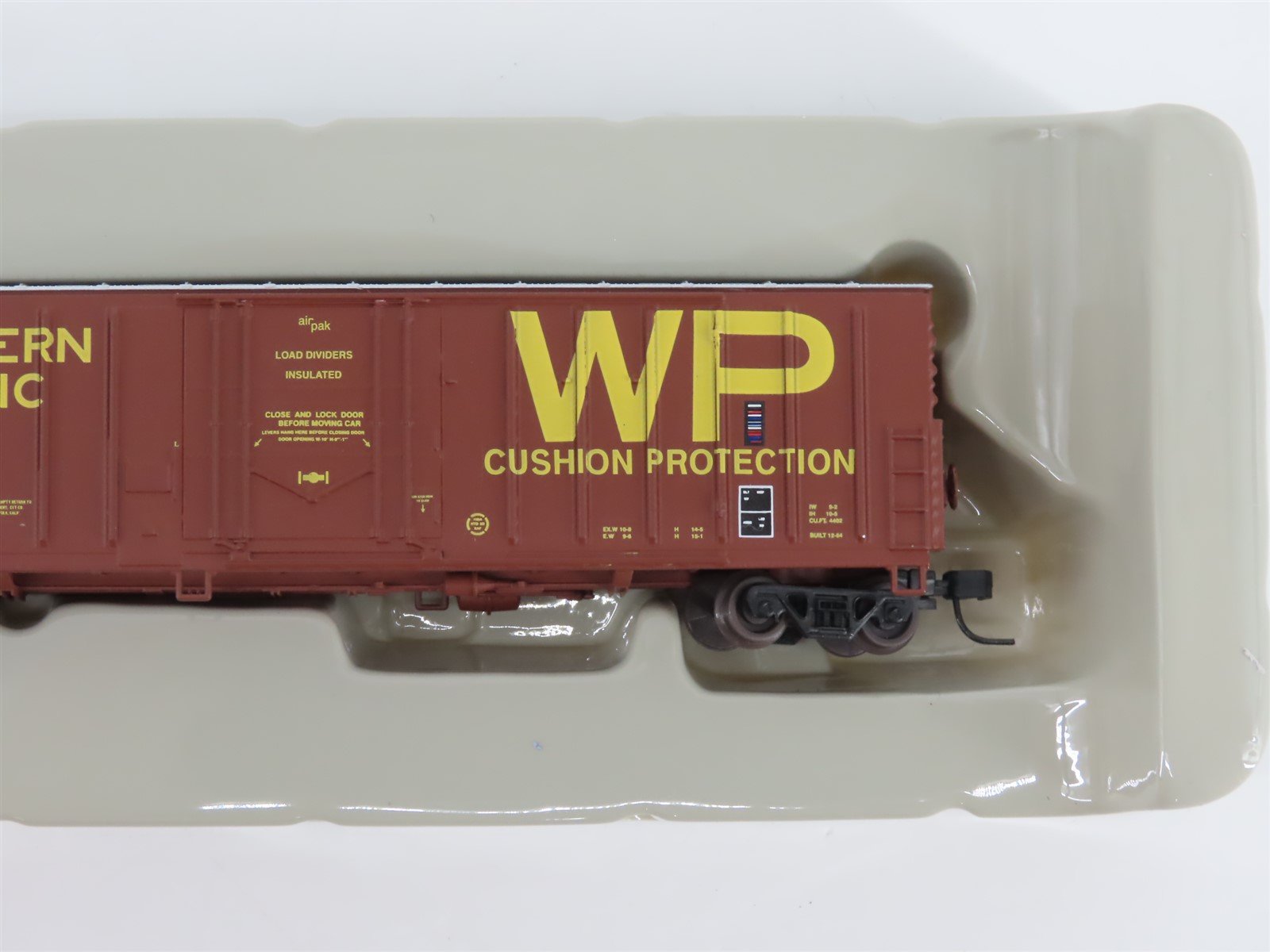 N Scale Athearn 10670 WPLX Western Pacific 50' Single Door Box Car #60522