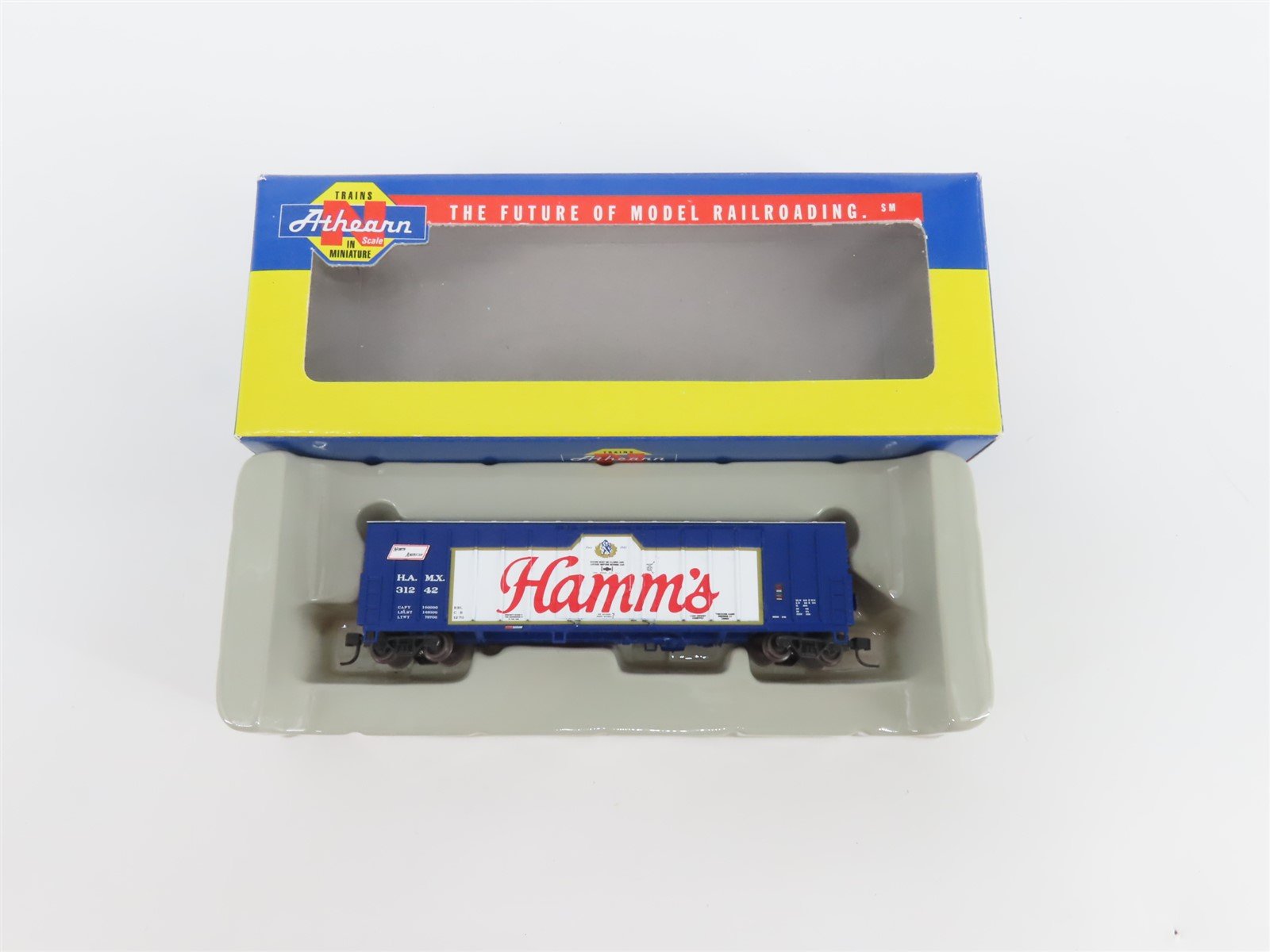 N Scale Athearn 10672 HAMX Hamms 50' Single Door Box Car #31242