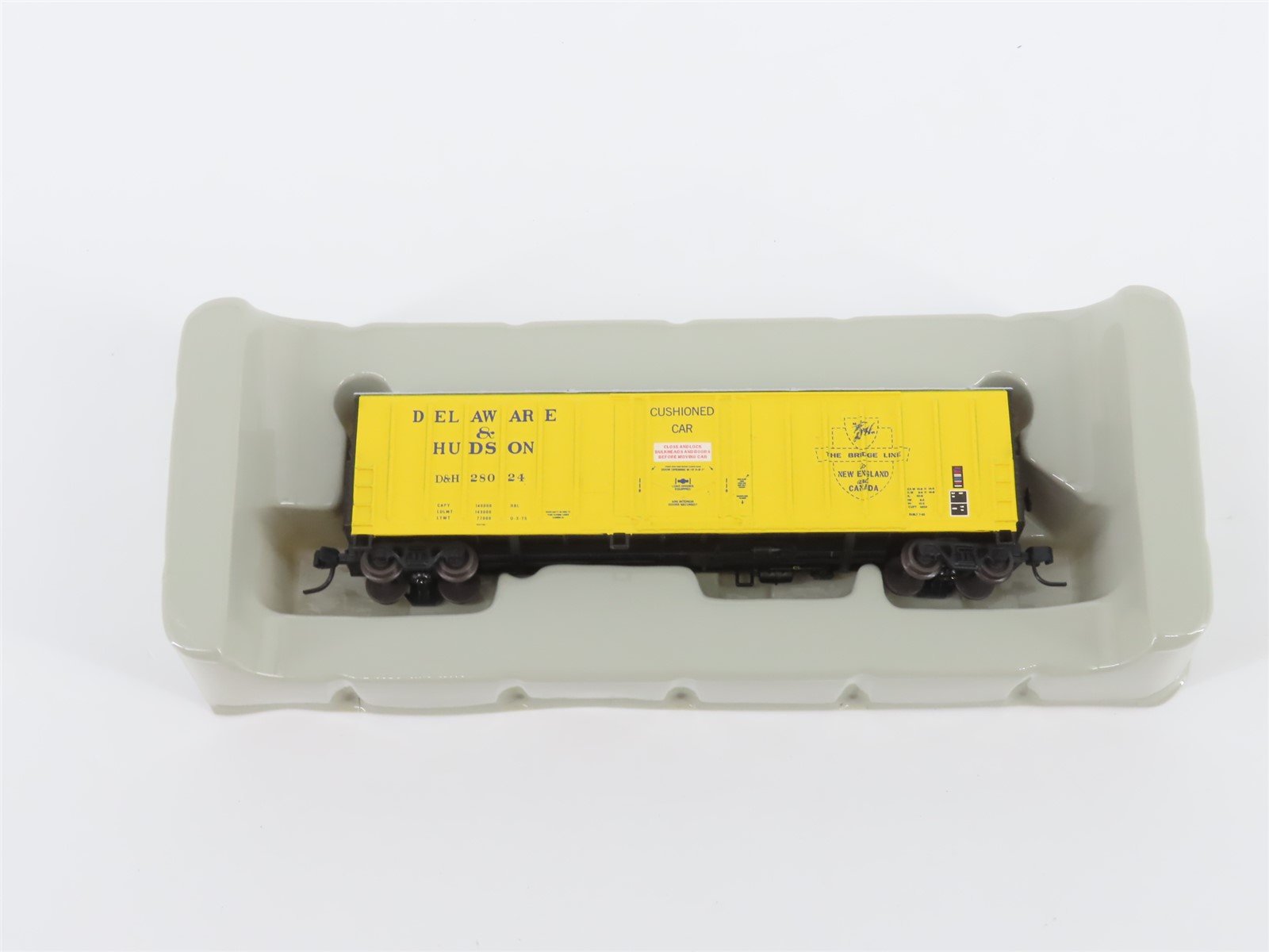 N Scale Athearn 10665 D&H Delaware & Hudson 50' Single Door Box Car #28024