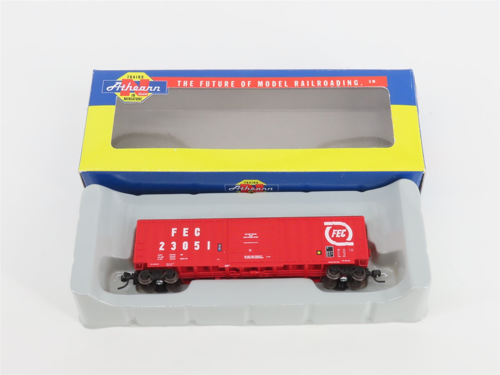 N Scale Athearn 10557 FEC Florida East Coast 50' Single Door Box Car #23051