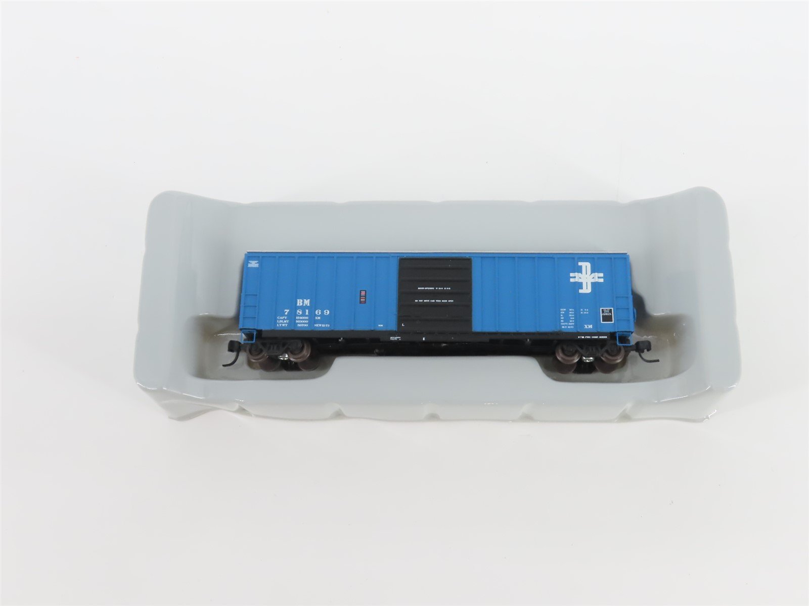 N Scale Athearn 10541 BM Boston & Maine 50' Single Door Box Car #78169