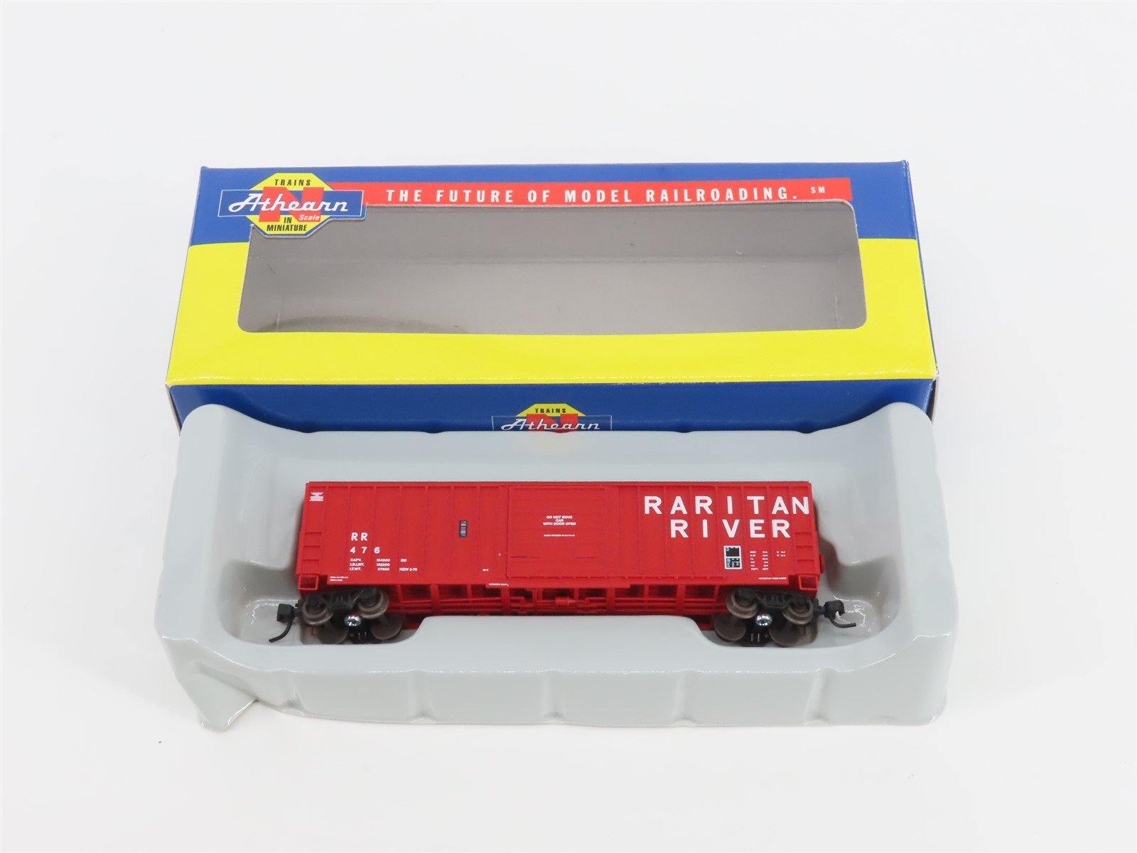 N Scale Athearn 10556 RR Raritan River 50' Single Door Box Car #476